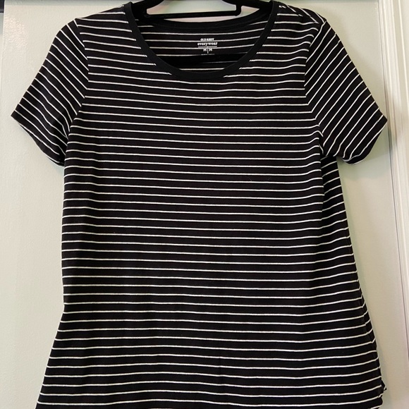 Old Navy Tops - Old Navy Black & White striped T shirt